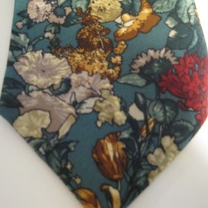 Aquascutum 100% silk chintz tie